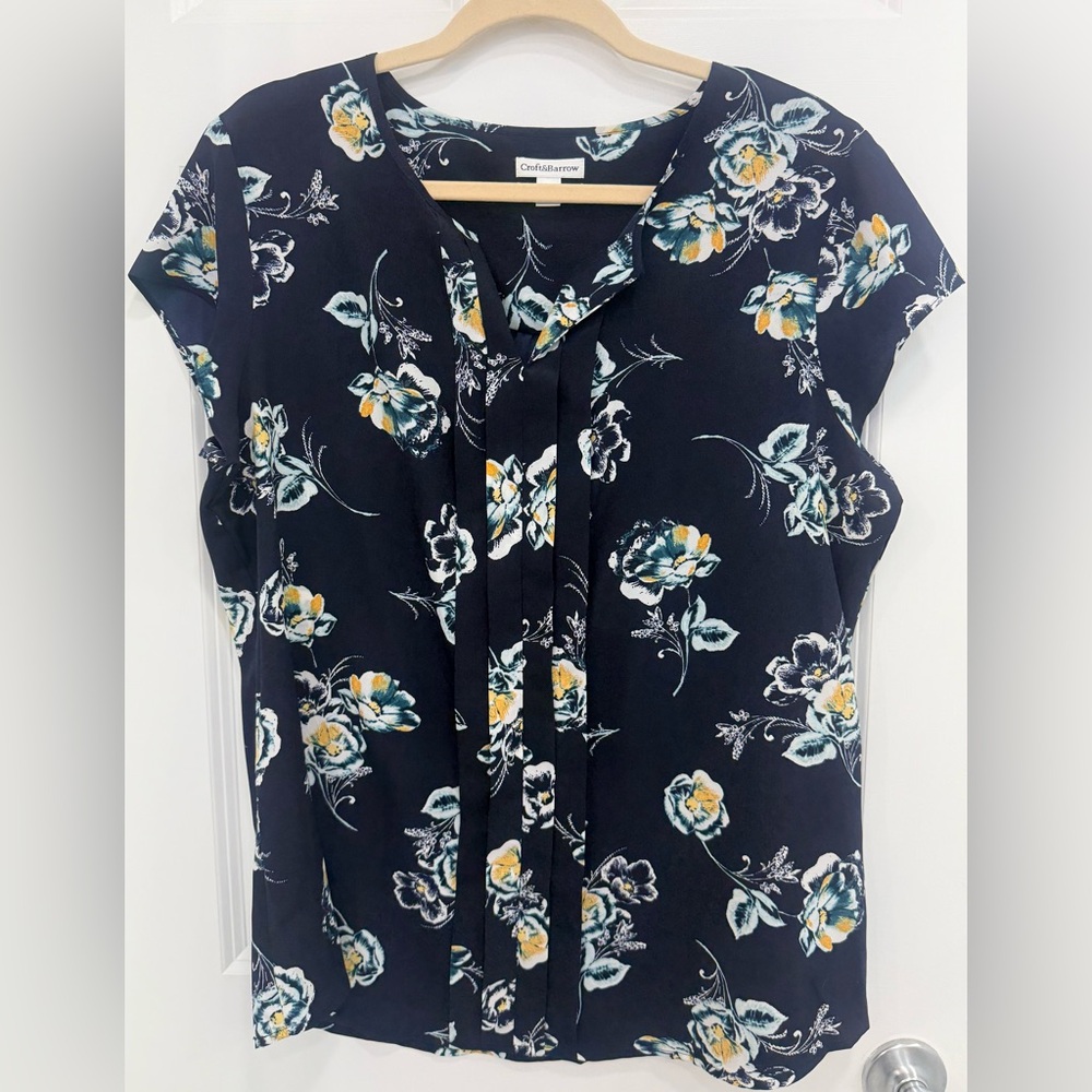 Croft & Barrow Floral Print Blouse - Navy Blue and Yellow